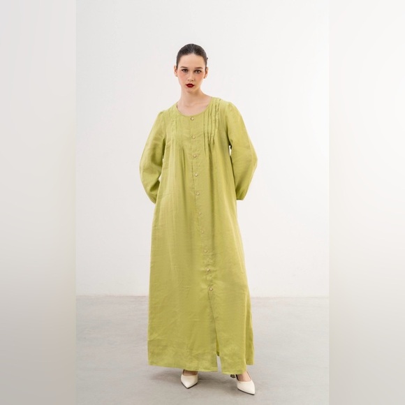 Dresses & Skirts - THEW DRESS